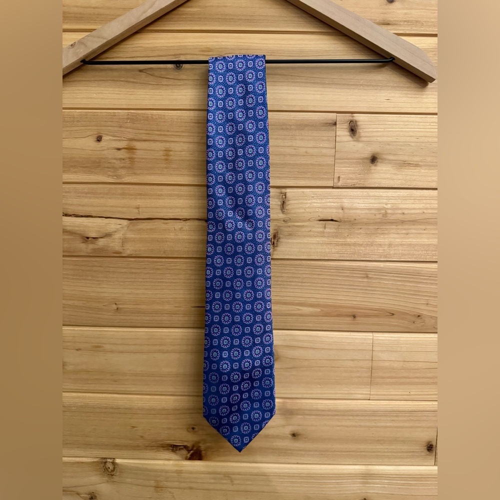 David Donahue Blue Purple Circular Geometric Medallion Burst Silk Tie